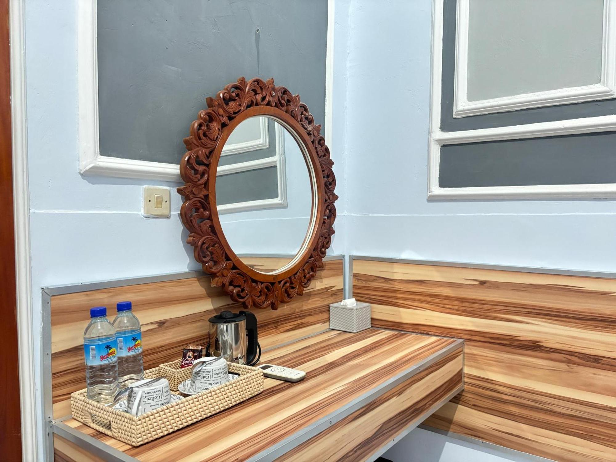 Banera Gili Homestay 吉利特拉旺安 外观 照片